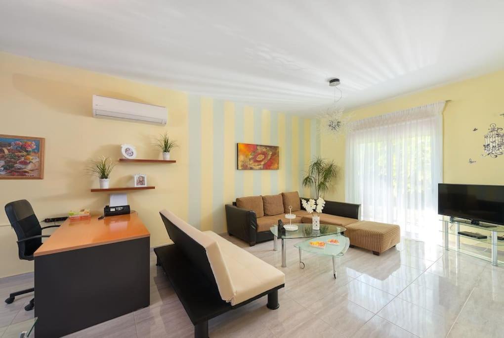 Greek Style Ground Floor & Pool Apartmán Ialysos (Rhodes)